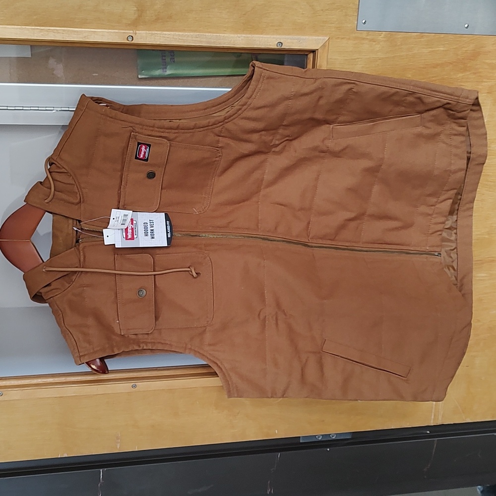Wrangler workwear hooded duck vest great to layer work or casual
